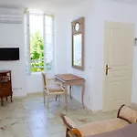 Πανσιόν Domaine De Bessilles Montagnac (Herault)