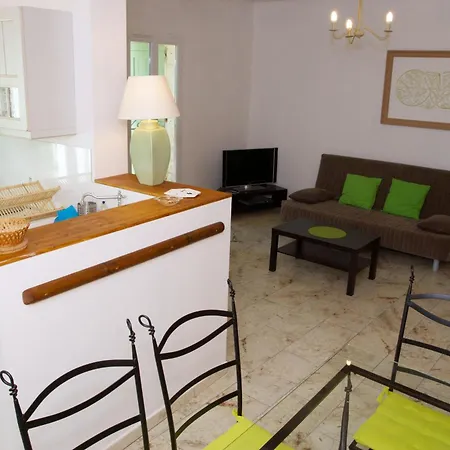 Domaine De Bessilles 3* Montagnac (Herault)