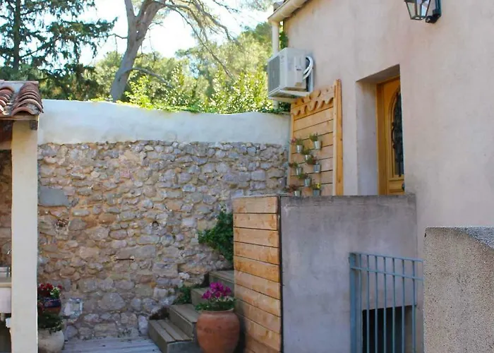 Domaine De Bessilles 3* Montagnac (Herault)