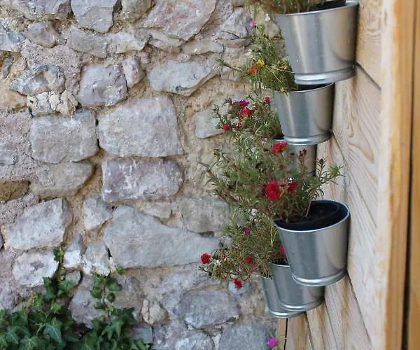 Domaine De Bessilles 3* Montagnac (Herault)